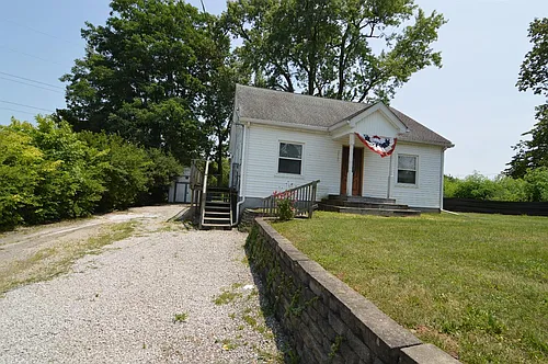 1460 Greendale Rd Photo 1