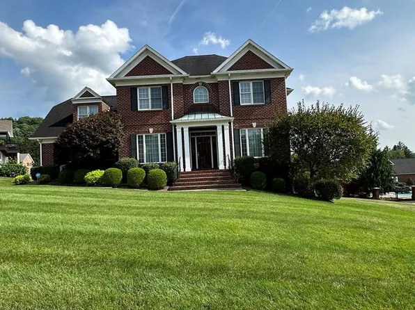 4 BAYBERRY CIR, Wheeling, WV 26003