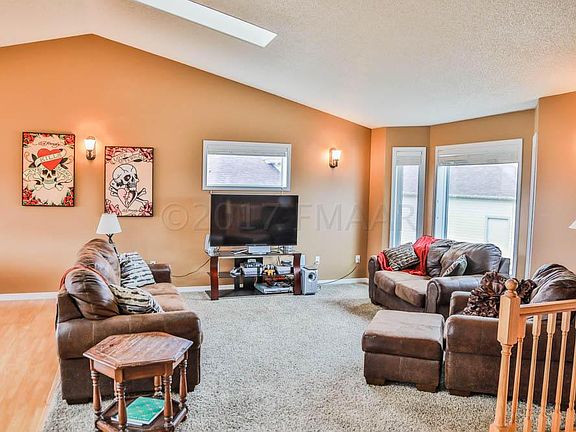 5th image of 663 Wyndemere Dr