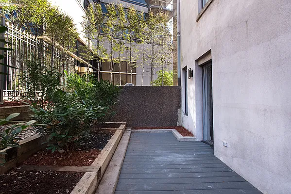 Rented by Trump International Realty | media 13