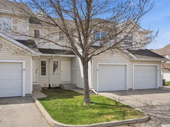UNIT 35-110 Keevil CRESCENT, Saskatoon, SK S7N 4N8