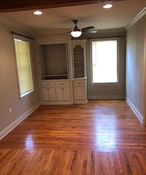 4287 Poplar St — Photo 7