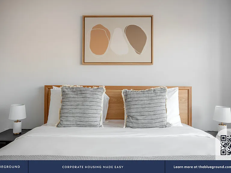 171 Suffolk St #5D — Photo 10