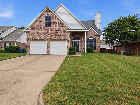 2nd image of 519 Mattie Ln
