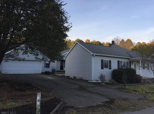 507 Caroline St, Slickville, PA 15684
