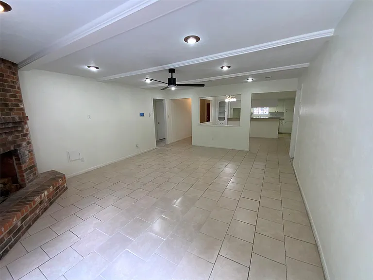 7710 Ashmole Ln — Photo 5