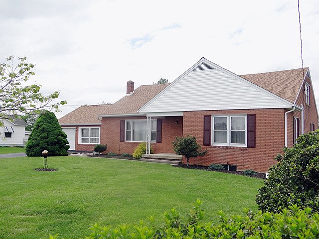 1st image of 12175 Williamsport Pike