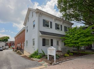 208 W Main St APT A, Ephrata, PA 17522