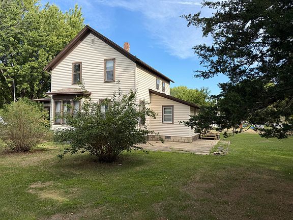 4th image of 331 SW Park St