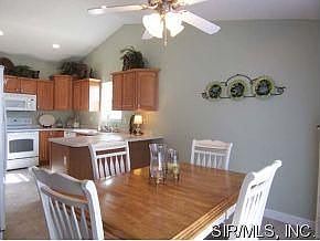 3rd image of 2609 Iron Horse Dr