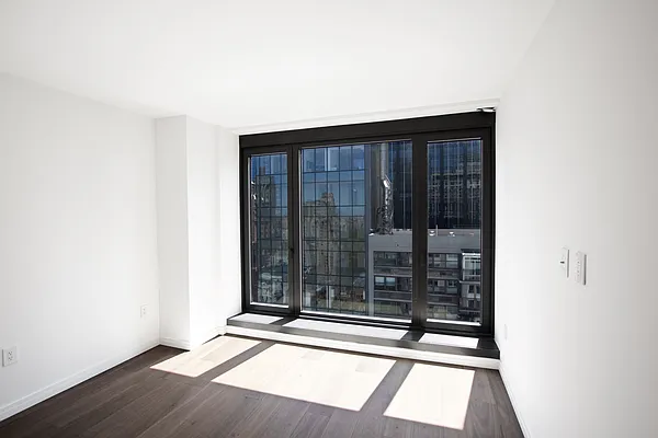 Rented by RELO REDAC INC. | media 15