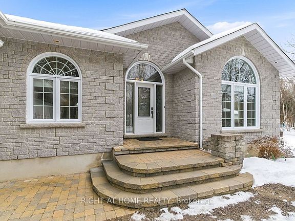 4th image of 80 Rahns Rd