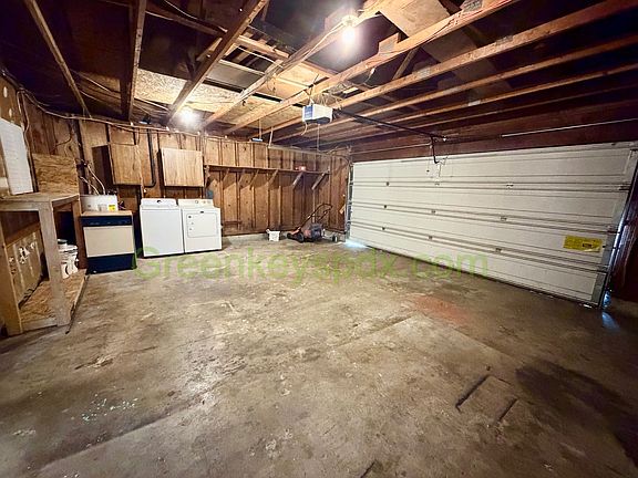 4th image of 6125 SE 90th Ave