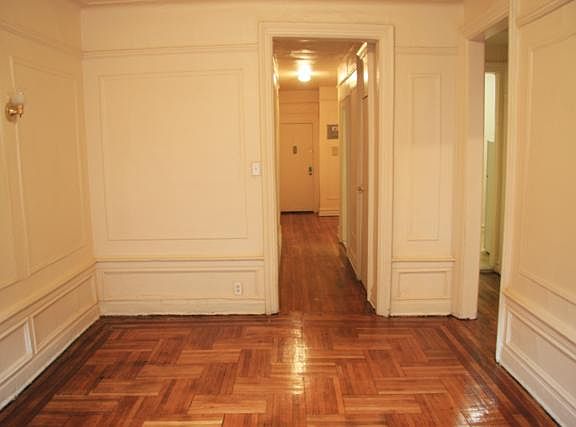 2nd image of 302 Eastern Pkwy APT 4C