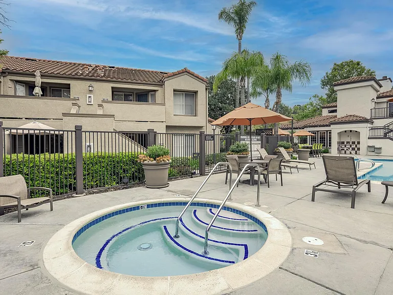 Sycamore Canyon Apartments — Photo 10