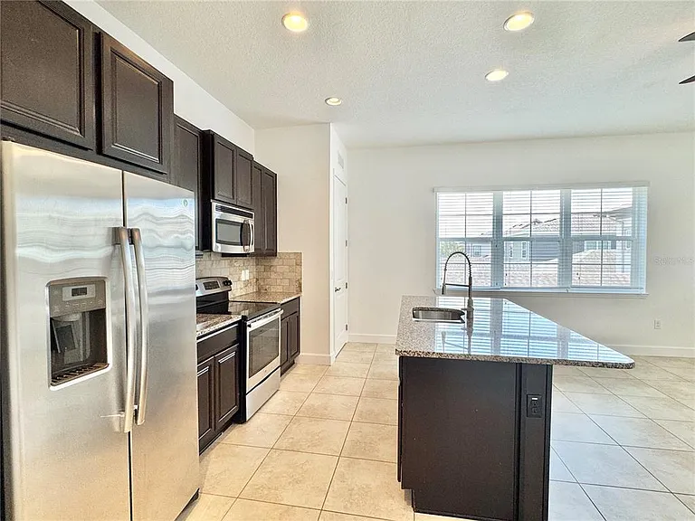 14016 Dunant Ln — Photo 6