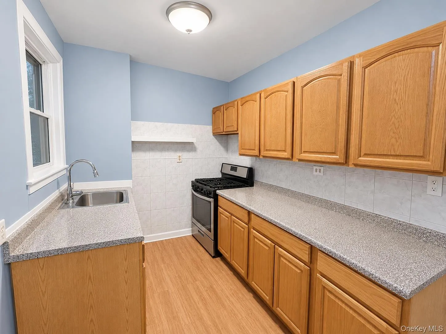 1 bed, 1.0 bath, 900 sqft, $2,000 — Photo 3