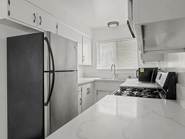 1513 S 2nd Ave #8 — Photo 4