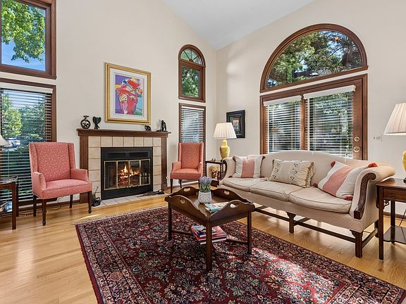 4th image of 1432 Picadilly Cir