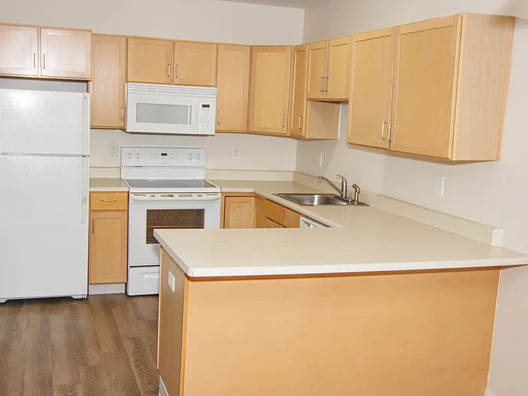 Lancaster Commons Senior Apartments — Photo 6