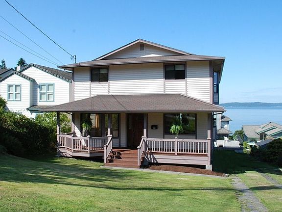 2nd image of 2905 N 32nd St