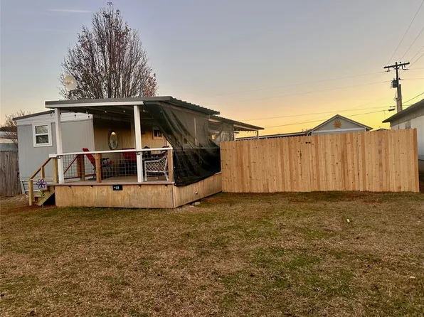 2334 Sanbar Rd Unit 81, Graford, TX 76449