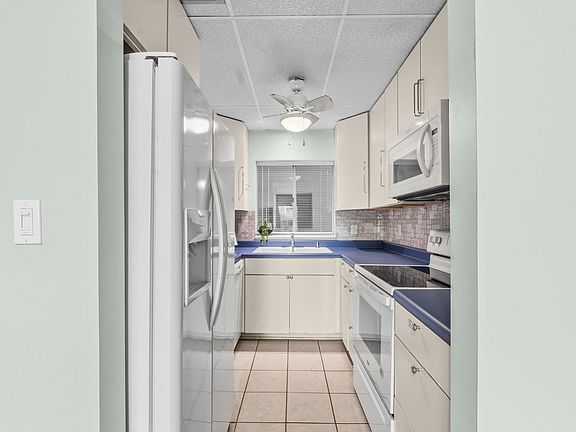 4th image of 316 Cherry St #100
