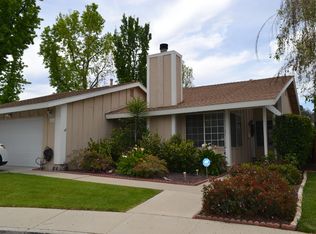 1884 E Denham Ct, Simi Valley, CA 93065