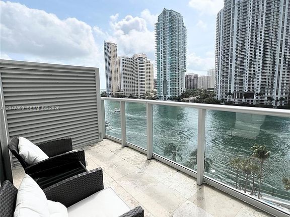 3rd image of 300 Biscayne Blvd #L-814