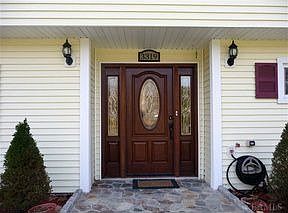 2nd image of 3319 Poplar St