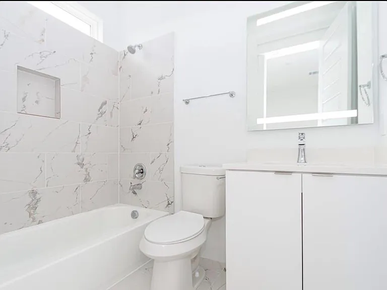 505 Schweikhardt St — Photo 9