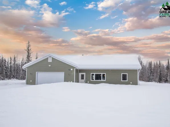 1189 Groundsel Ave, North Pole, AK 99705