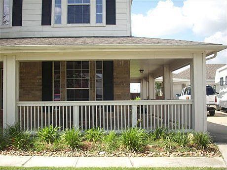 2nd image of 2401 Piney Point Dr