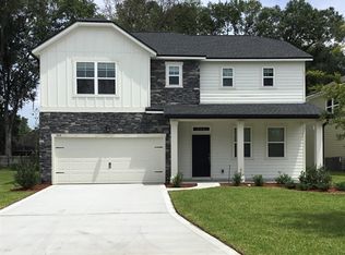 1814 Silver Pt, Middleburg, FL 32068