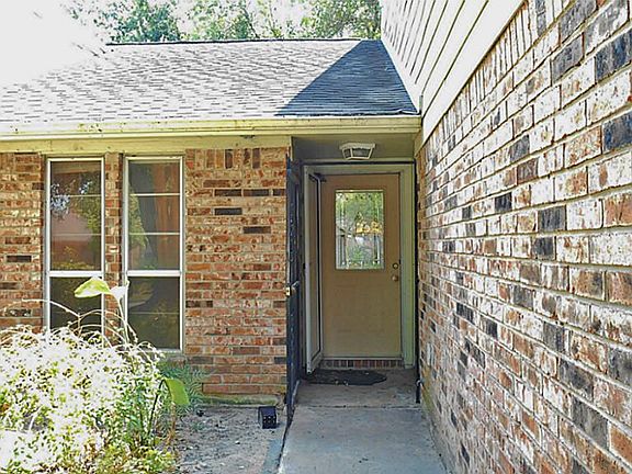 3rd image of 22415 Coriander Dr