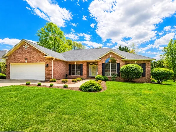 1416 Gordon Pl, Winchester, VA 22601