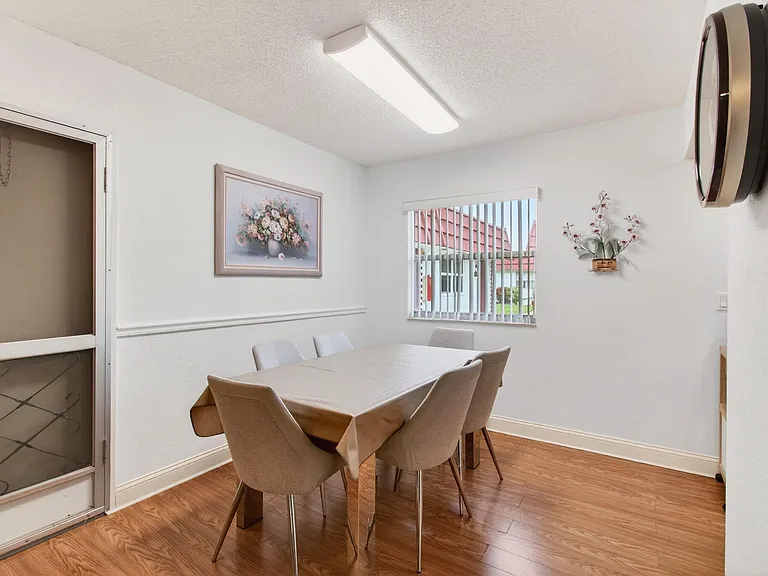 213 Waterford Cir #I — Photo 16