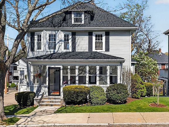 2nd image of 33 Bateswell Rd