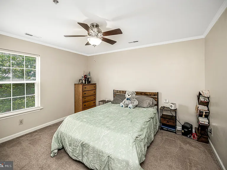 75 Fern Oak Cir #303 — Photo 27