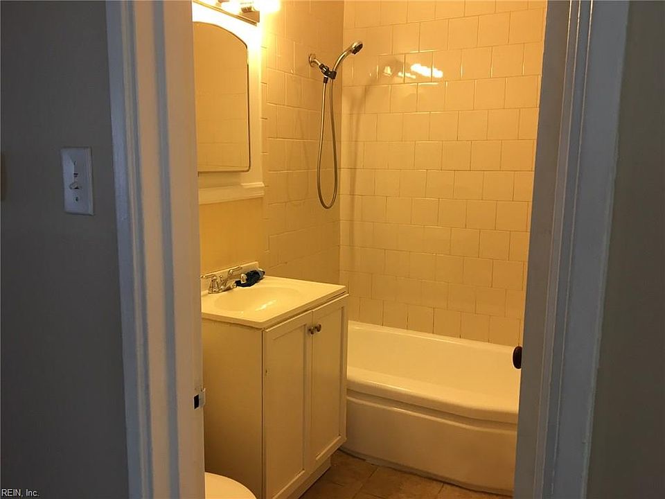 2nd image of 46 Betty Lee Pl