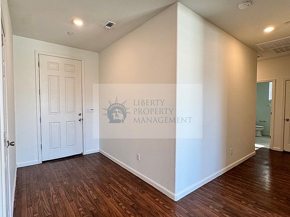 4th image of 7216 E University Ave
