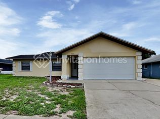 11311 Brown Bear Ln, Port Richey, FL 34668