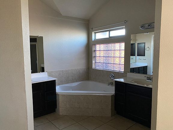3rd image of 1365 Fito Hernandez St