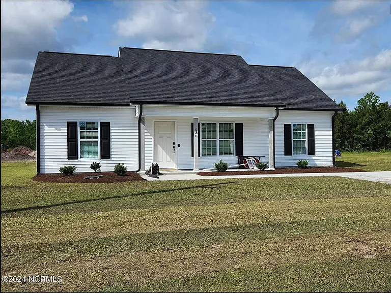 630 Casey Dr — Photo 1