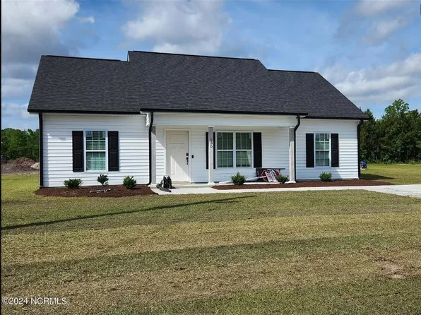 630 Casey Dr, Grifton, NC 28530