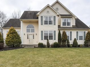 2 Madeline Ct, Howell, NJ 07731