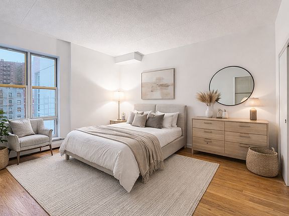 3rd image of 4469 Broadway APT 806