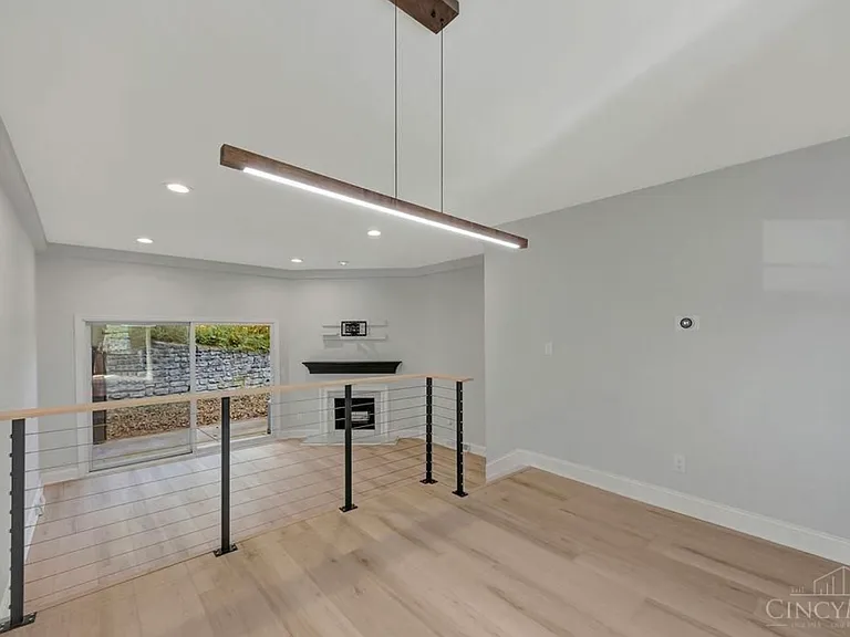 9777 Bunker Hill Ln — Photo 6