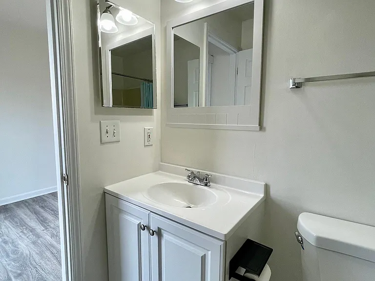 116 Commerce Dr — Photo 26