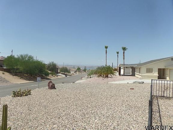 2nd image of 2631 Clarke Dr